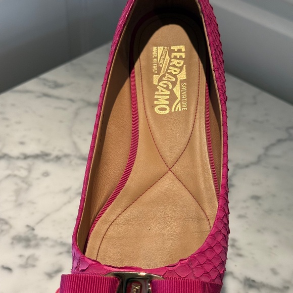 Salvatore Ferragamo Embossed Leather Varina Ballet Flats - Picture 4 of 8